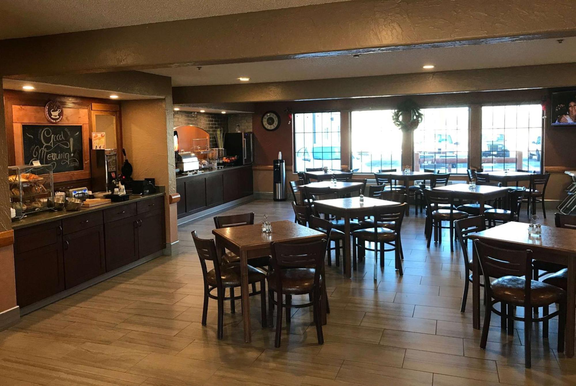 Americinn By Wyndham Ogallala Extérieur photo