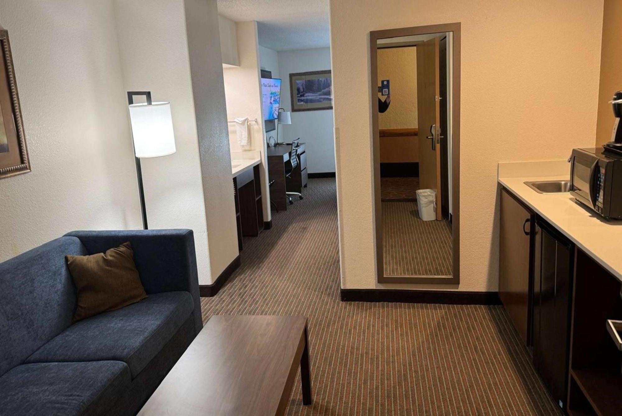 Americinn By Wyndham Ogallala Extérieur photo